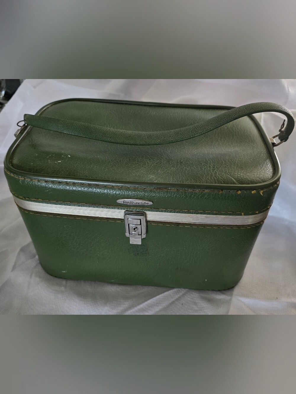 Vintage Featherlite Green Train Case